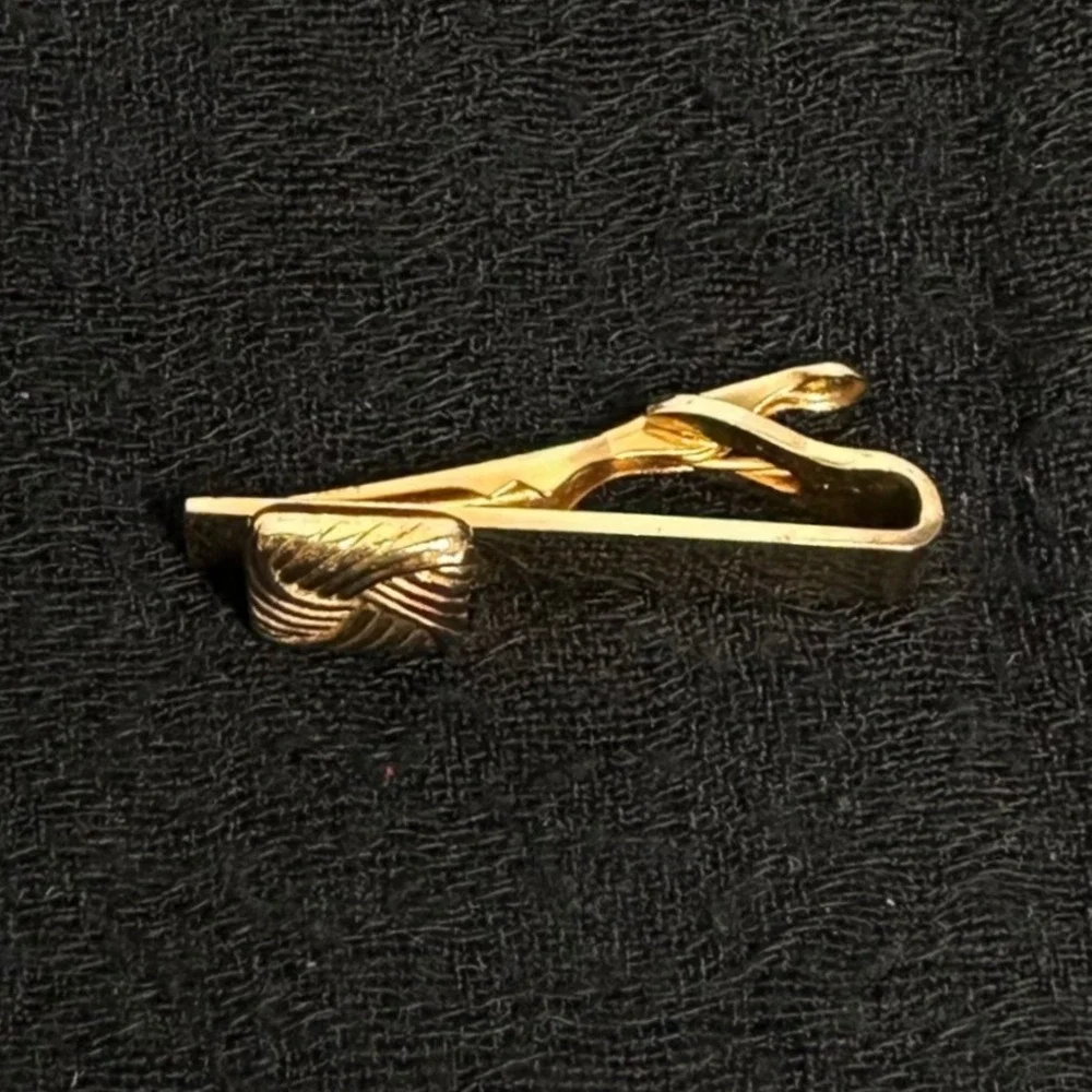 SWANK vintage gold